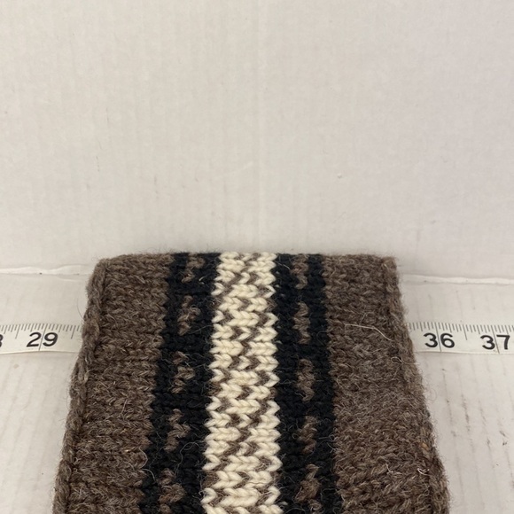 Lambswool ear warmer earmuffs made in Nepal wool knit lined made in Nepal - Picture 4 of 7